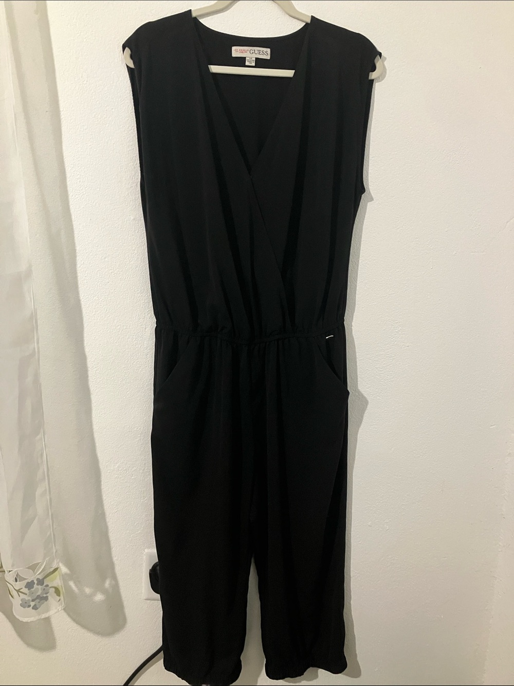 GUESS Black Sleeveless Elastic Waist Lightweight Jumpsuit